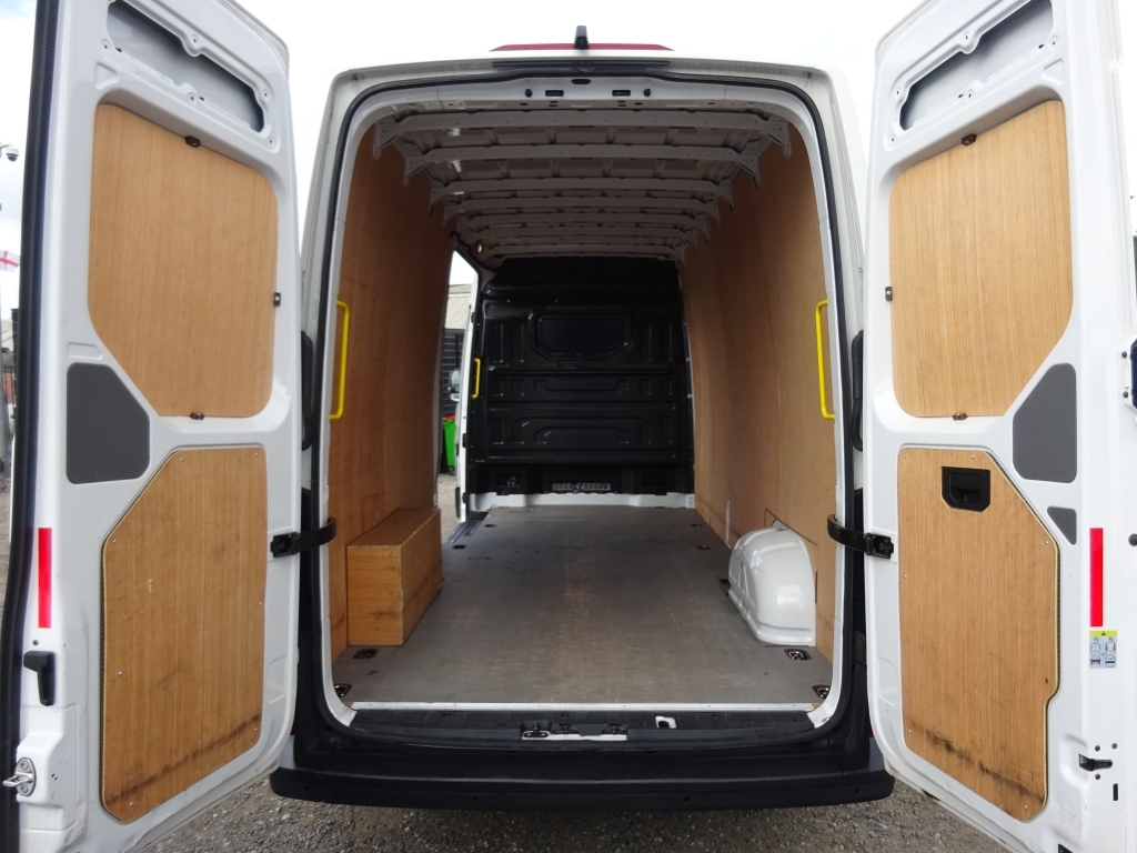 Volkswagen Crafter 2.0Tdi 140Pseu6dt-e Cr35 Mwb Trendline White #14