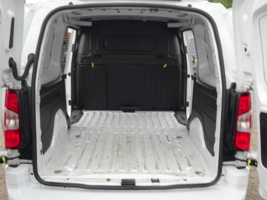 Vauxhall Combo 2300 Prime L1 H1 Swb 1.5 Turbo D 100Ps White #12