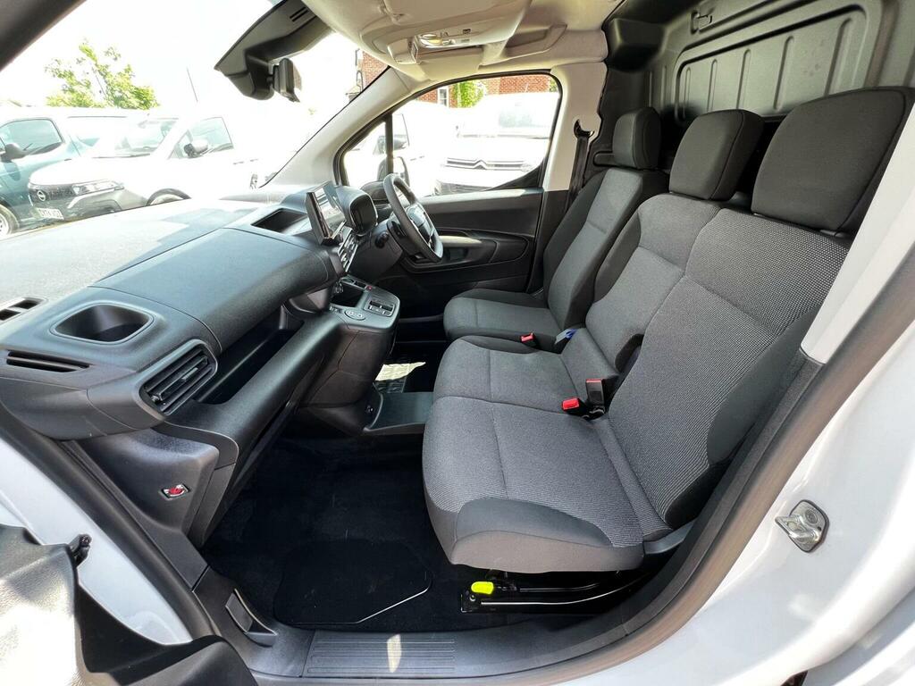 Vauxhall Combo-e Life Panel Van 52Kwh Pro XL Panel Van Lwb 6Dr 7.4 White #20