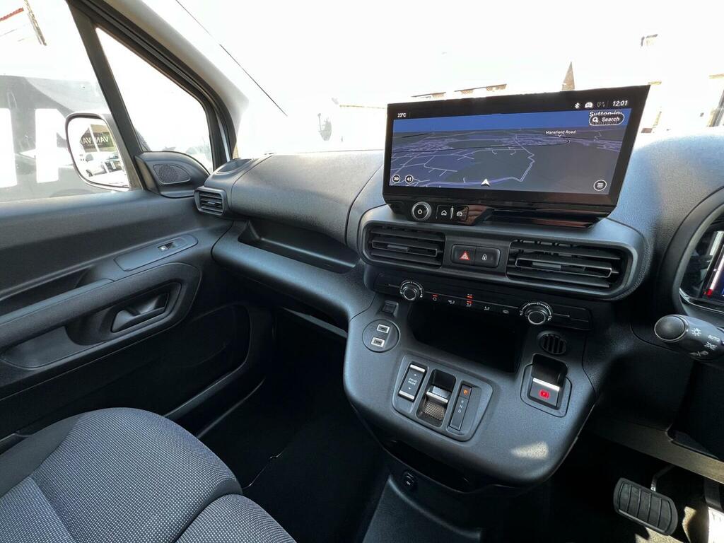 Vauxhall Combo-e Life Panel Van 52Kwh Pro XL Panel Van Lwb 6Dr 7.4 White #24