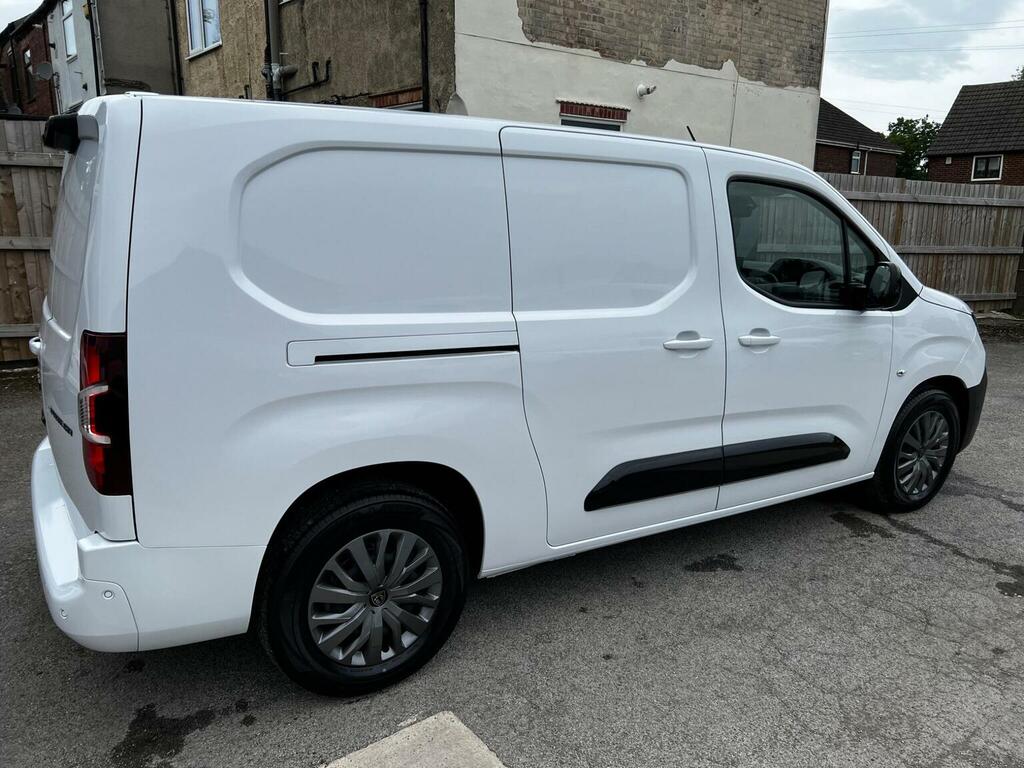 Peugeot E-Partner Panel Van 800 52Kwh Professional Standard Panel Va Grey #13