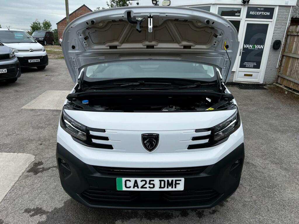 Peugeot E-Partner Panel Van 750 52Kwh Asphalt Long Panel Van Lw White #18
