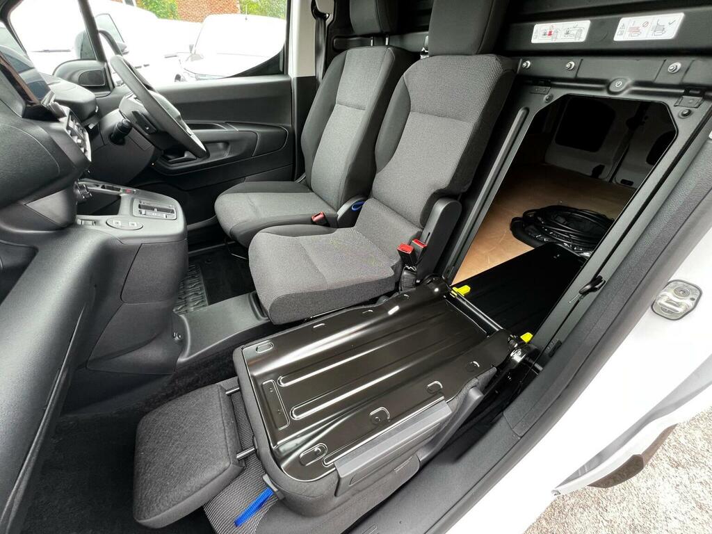 Peugeot E-Partner Panel Van 750 52Kwh Asphalt Long Panel Van Lw White #24