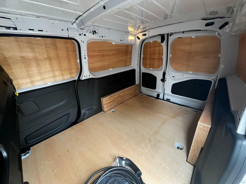 Peugeot E-Partner Panel Van 750 52Kwh Asphalt Long Panel Van Lw White #5