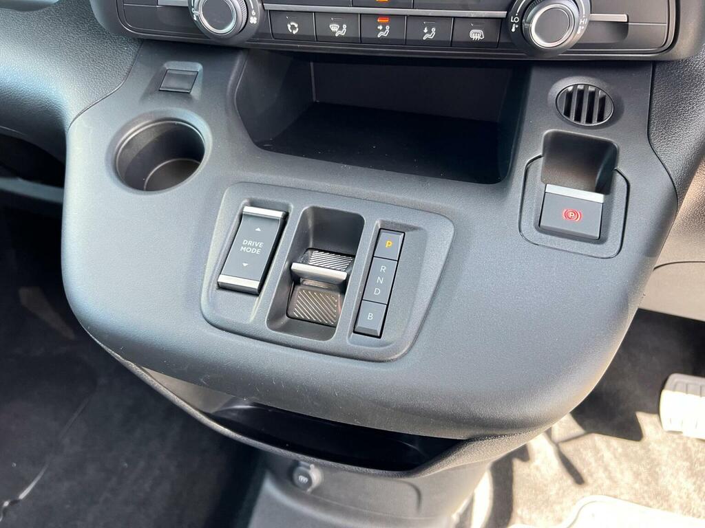 Citroen e-Berlingo 800 100Kw 50Kwh Driver Pro  #34