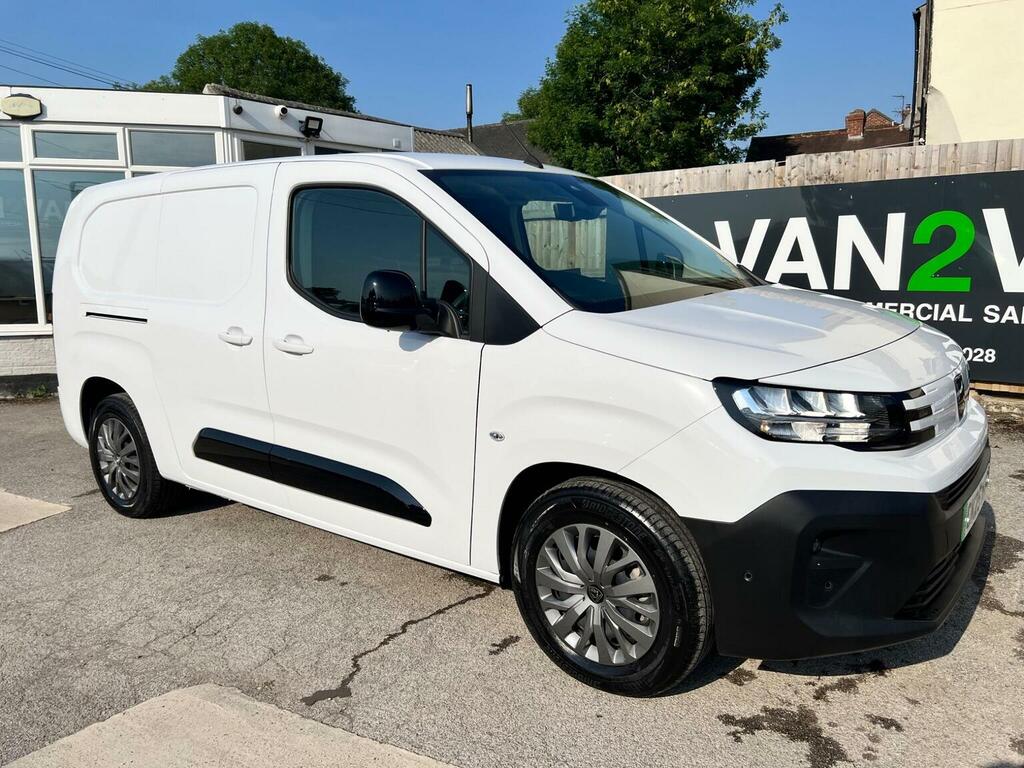 Peugeot E-Partner Panel Van 800 50Kwh Asphalt Premium Standard Panel Black #15