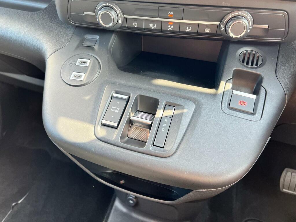 Peugeot E-Partner Panel Van 800 50Kwh Asphalt Premium Standard Panel Black #38