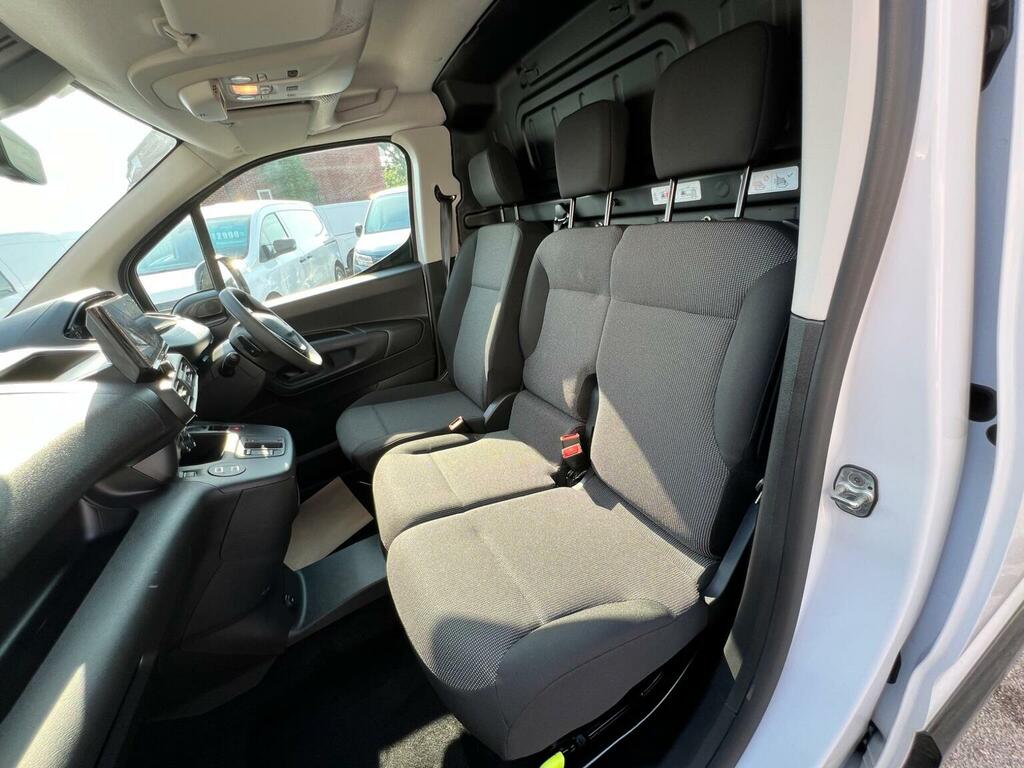 Peugeot E-Partner Panel Van 800 50Kwh Asphalt Premium Standard Panel Black #20