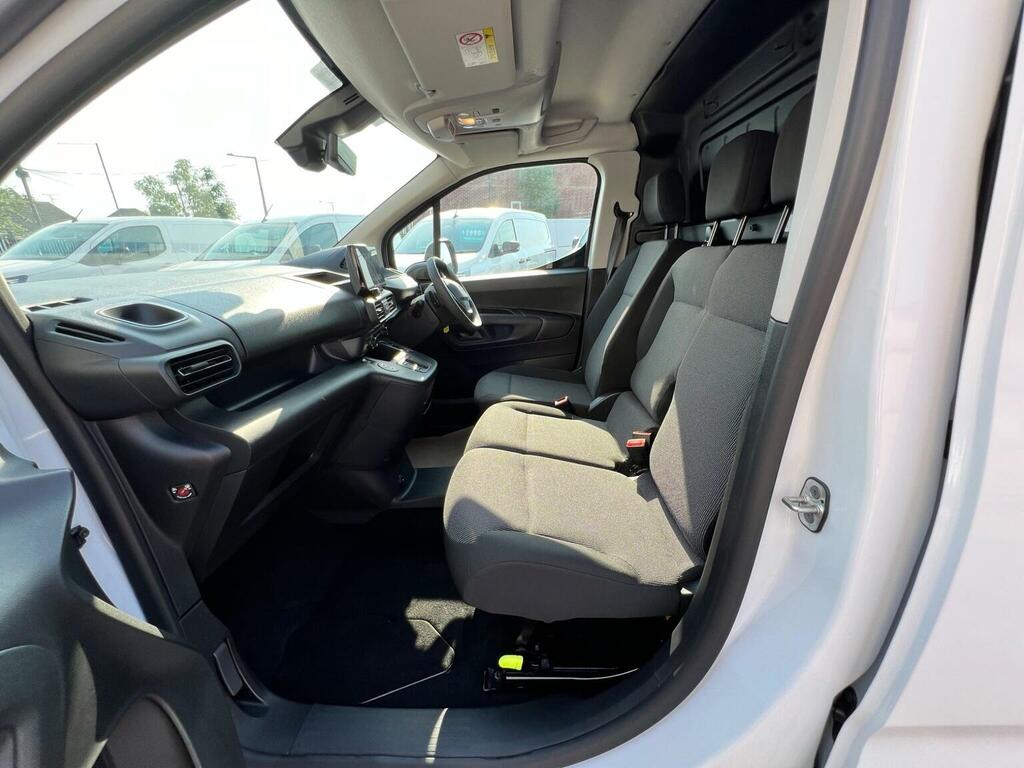Peugeot E-Partner Panel Van 800 50Kwh Asphalt Premium Standard Panel Black #21