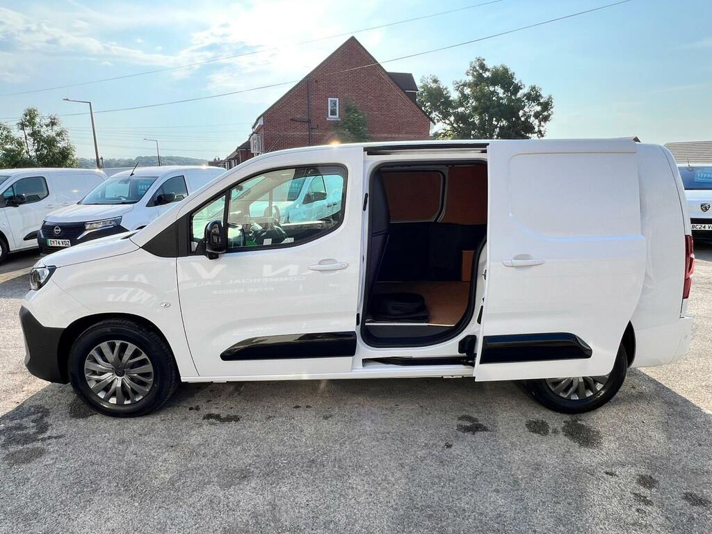 Peugeot E-Partner Panel Van 750 52Kwh Asphalt Long Panel Van Lw White #4