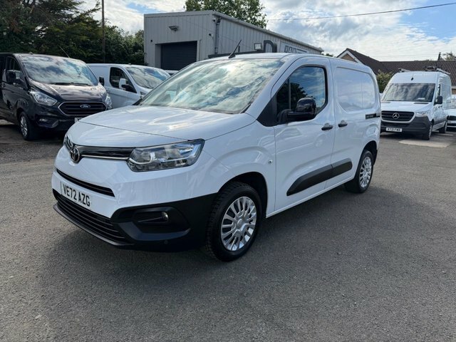 Toyota Proace City Bluehdi Icon Short Panel White