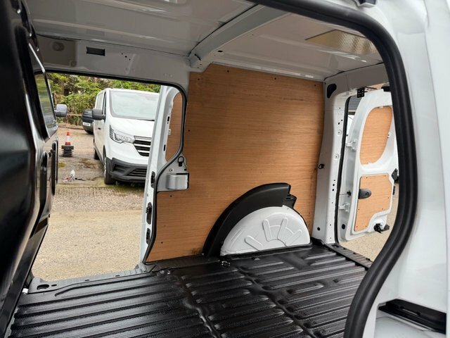 Nissan NV250 1.5 Dci Acenta L1 Euro 6 Ss White #54