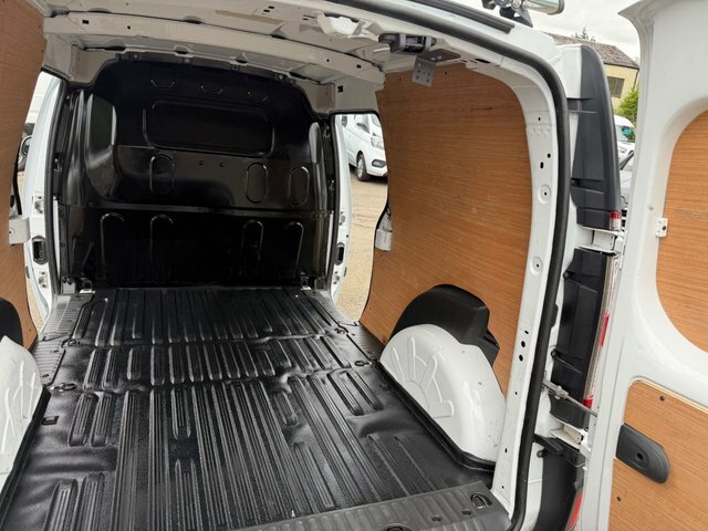 Nissan NV250 1.5 Dci Acenta L1 Euro 6 Ss White #60