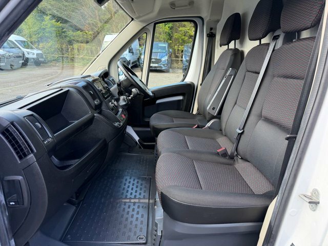 Peugeot Boxer Bluehdi 335 Professional Panel White #6