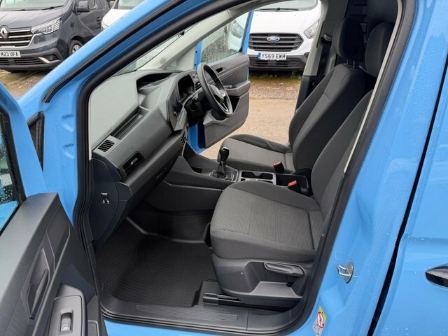 Volkswagen Caddy Tdi C20 Commerce White #7