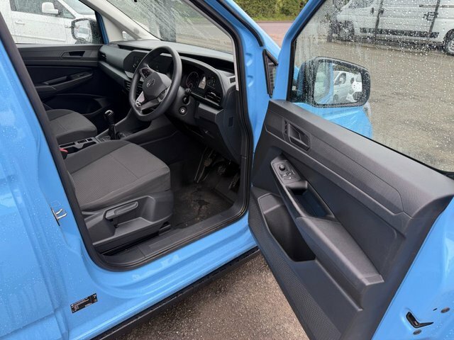 Volkswagen Caddy Tdi C20 Commerce White #15