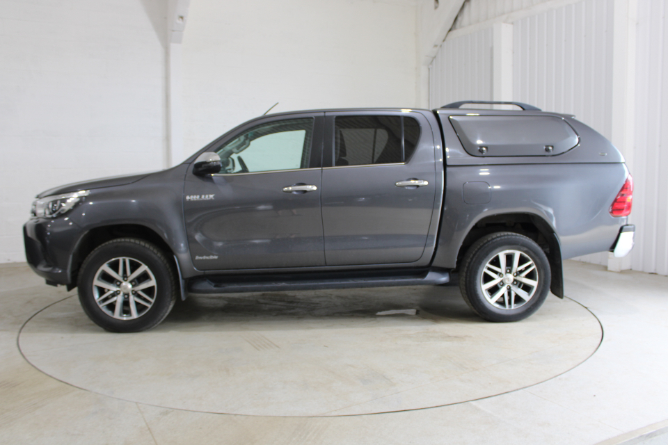 Toyota HILUX Hi-luxury Invincible D-4d 4Wd Double Cab MJ68CUG #6
