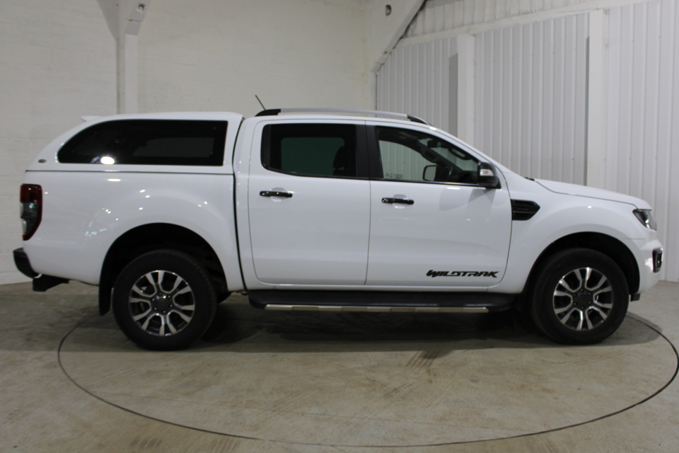 Ford Ranger Pick Up Double Cab Limited 1 2.0 Ecoblue 170 Black #2