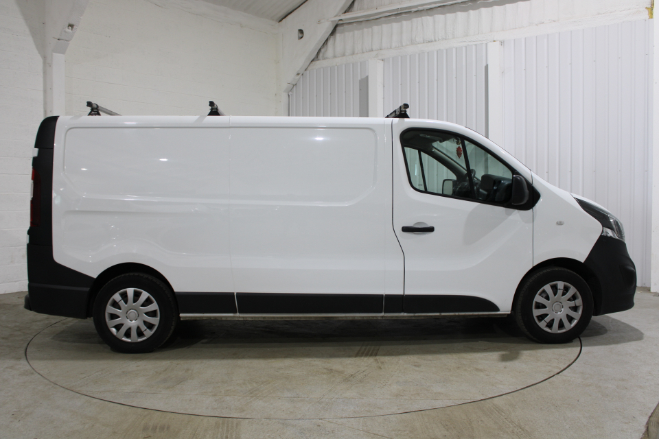 Vauxhall Vivaro Panel Van 1.6 Cdti 2900 Sportive L1 H1 Euro 6 Silver #2