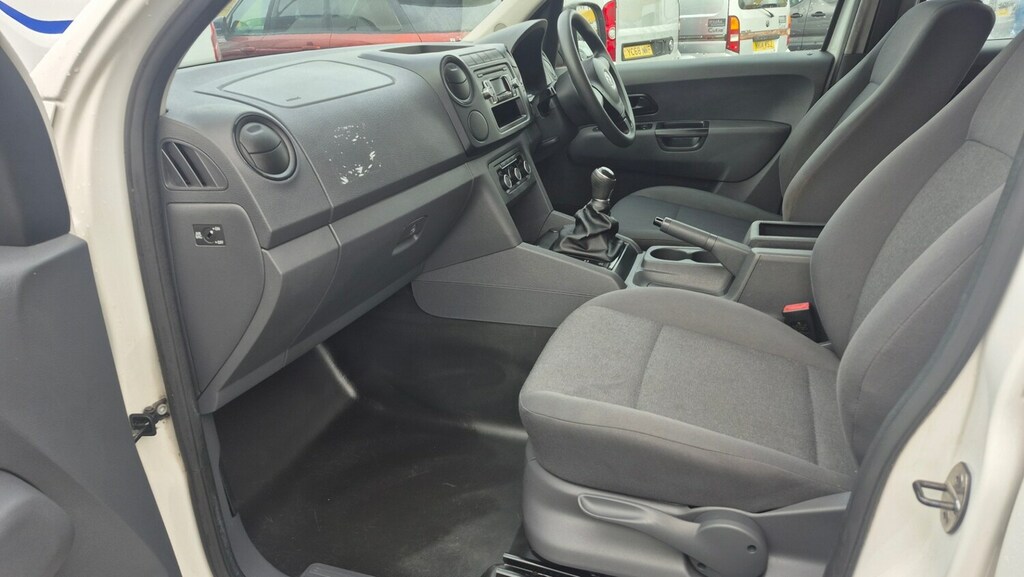 Volkswagen Amarok Dcab Pick Up Startline 2.0 Tdi 140 4Motion Sel White #5