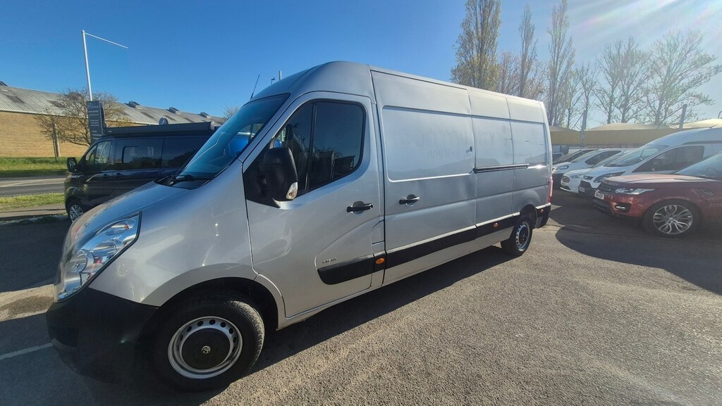 Vauxhall Movano 2.3 Cdti H2 Van 125Ps Silver
