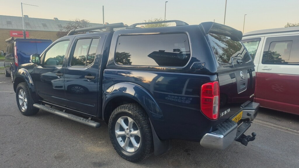 Nissan Navara 2.5 Dci Aventura Blue #9