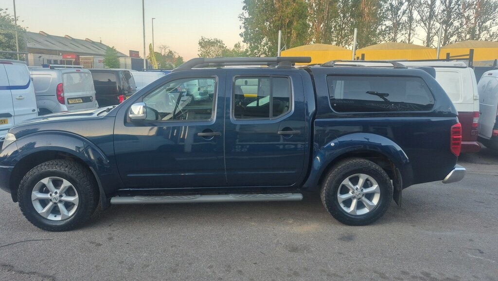 Nissan Navara 2.5 Dci Aventura Blue #3