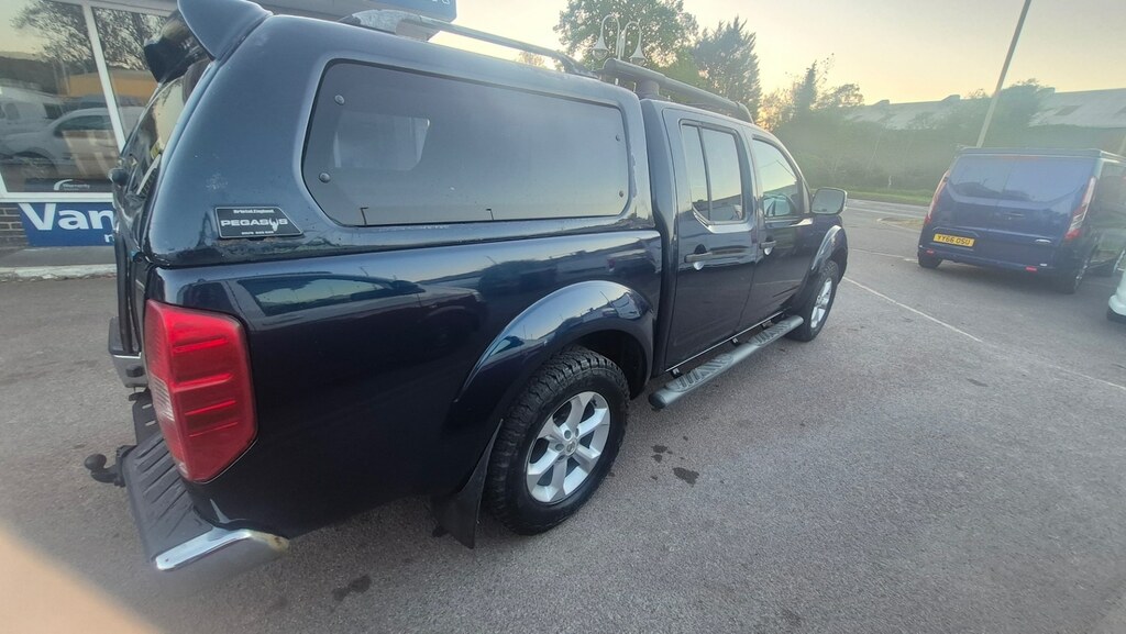 Nissan Navara 2.5 Dci Aventura Blue #5