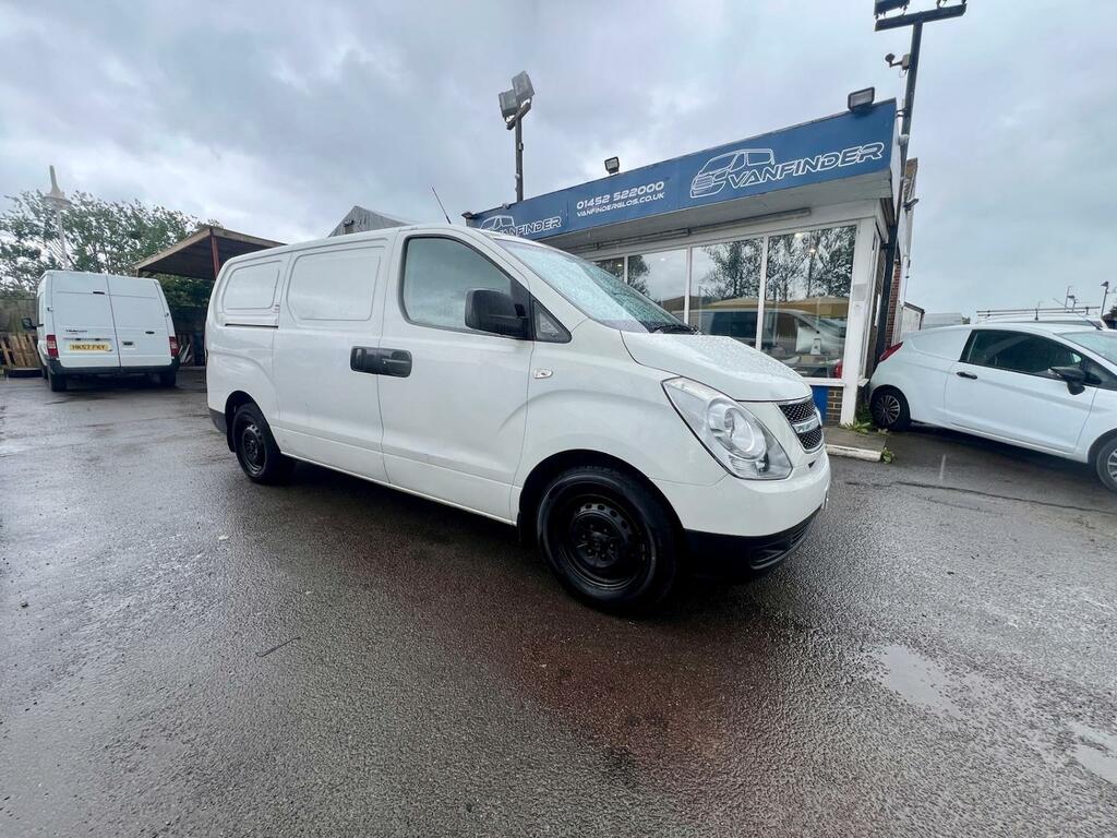 Hyundai iLoad 2.5 Crdi 116Ps Classic Van White #2