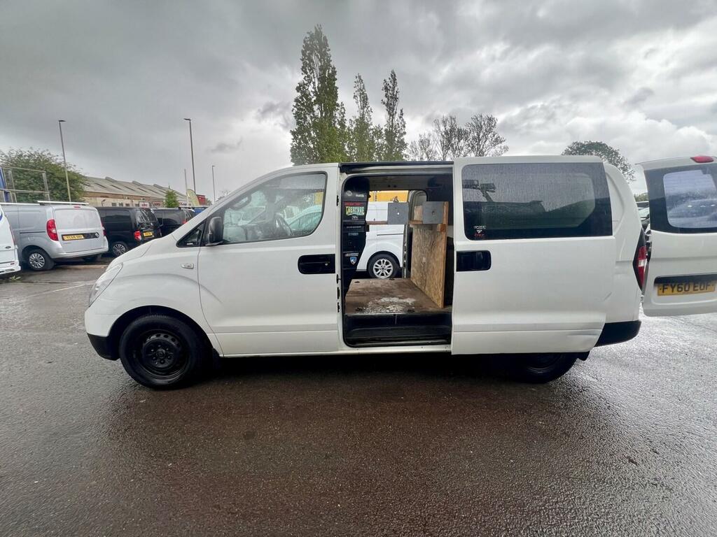 Hyundai iLoad 2.5 Crdi 116Ps Classic Van White #3