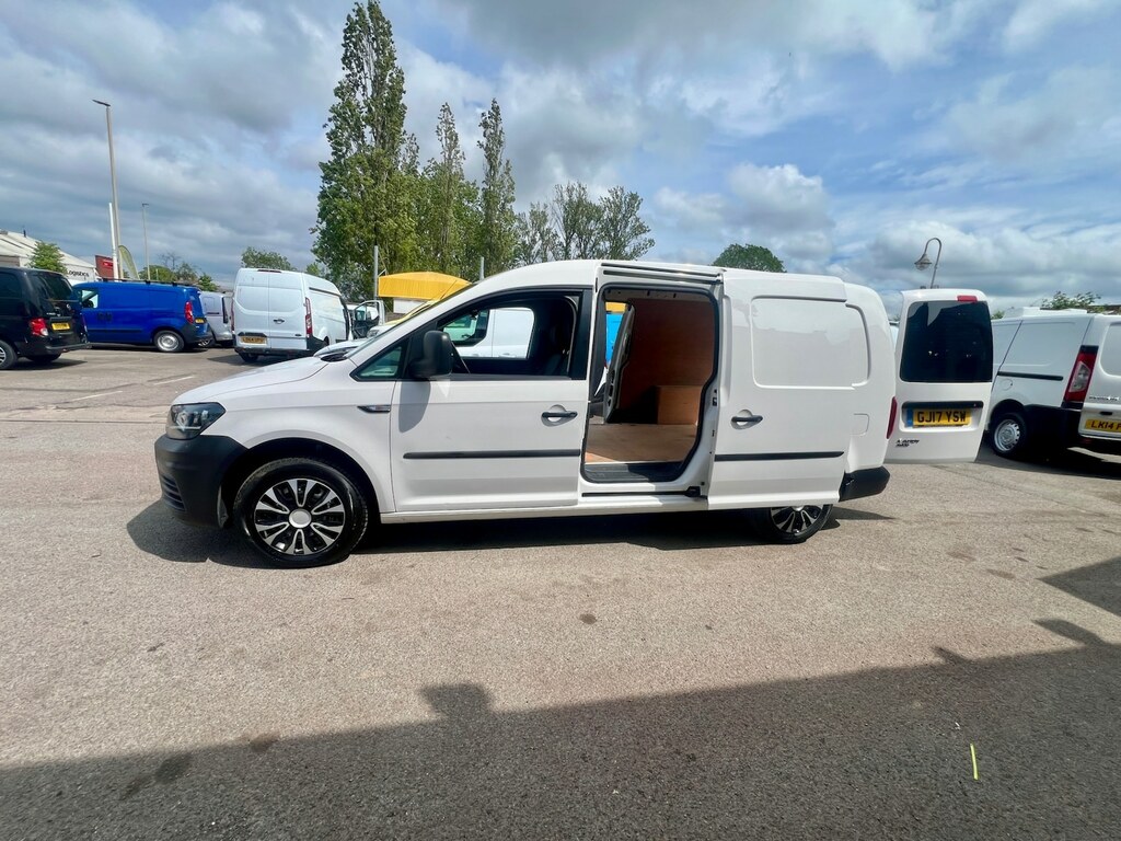 Volkswagen Caddy Maxi 2.0 Tdi Bluemotion Tech 102Ps Startline Van GJ17YSW White #6