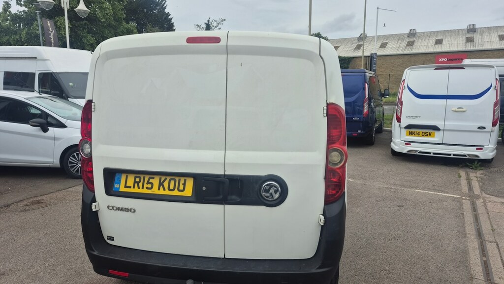 Vauxhall Combo 2000 1.3 Cdti 16V H1 Van White #2