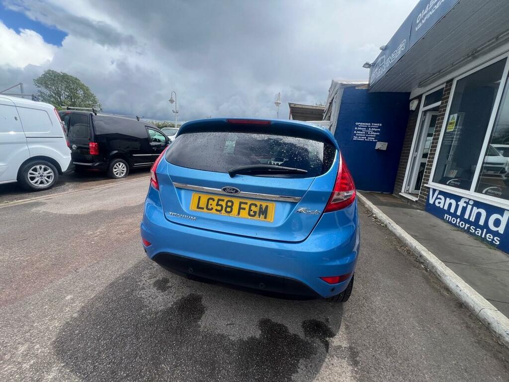 Ford Fiesta 1.2 Style Climate 16V Black #7