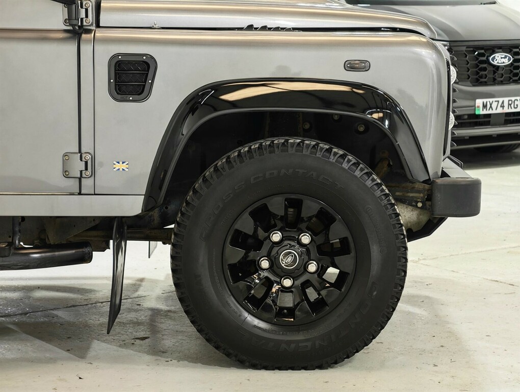 Land Rover Defender 90 2.4 Tdci Xs Station Wagon 4Wd Swb Euro 4 #4