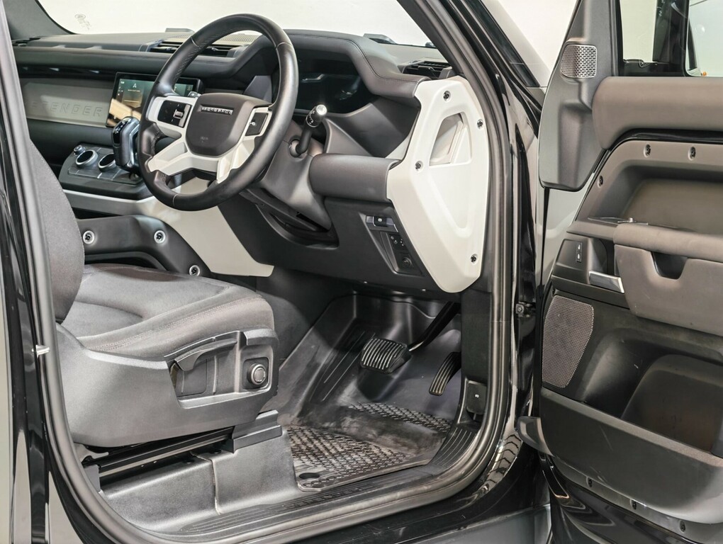 Land Rover Defender 90 X-dynamic Se Black #11