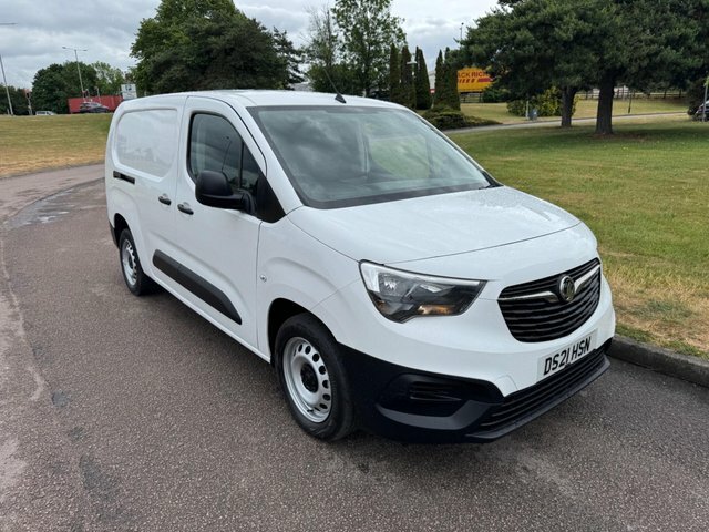 Vauxhall Combo 1.5 Turbo D 2300 Dynamic L2 H1 Euro 6 White