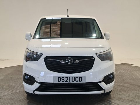 Vauxhall Combo 1.5 Turbo D DS21UCD #2