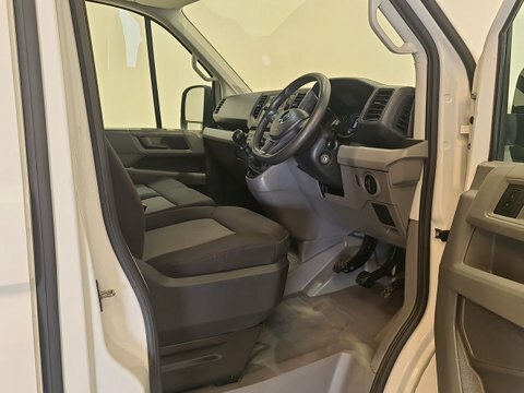 Volkswagen Crafter 2L Startline White #16