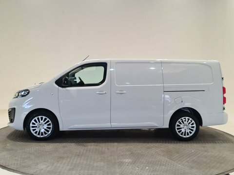 Vauxhall Vivaro 1.5 Turbo D DS23PZH #4