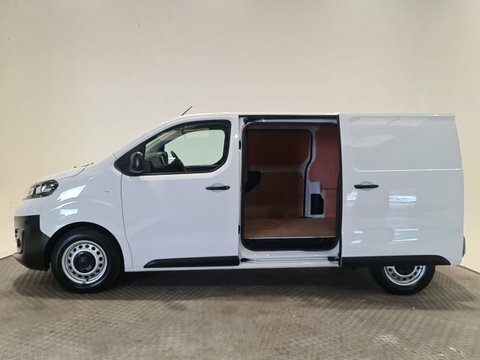 Vauxhall Vivaro 1.5 Turbo D DT73OPZ  #6