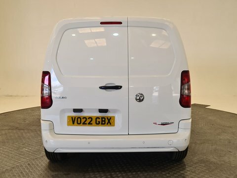 Vauxhall Combo 2300 1.5 Turbo D 100Ps H1 Dynamic Van White #10
