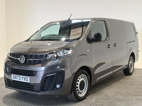 Vauxhall Vivaro 2.O Turbo D DN73YVO  #3