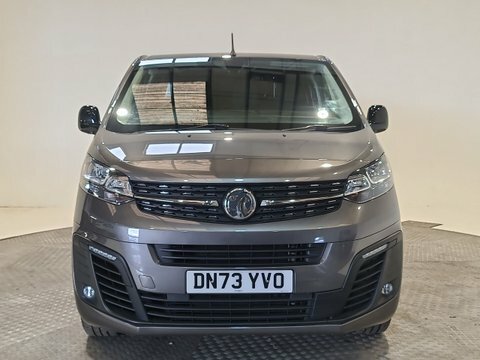 Vauxhall Vivaro 2.O Turbo D DN73YVO  #2