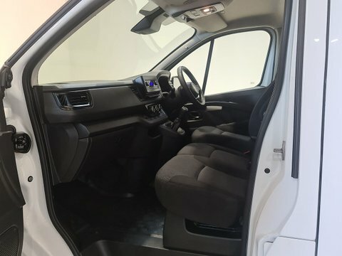 Nissan Primastar 2.0 Dci Acenta #6