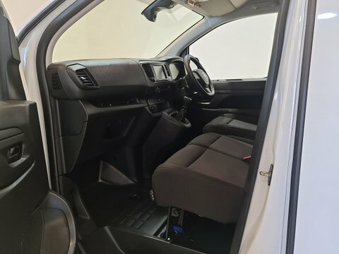 Vauxhall Vivaro 1.5 Turbo D #6