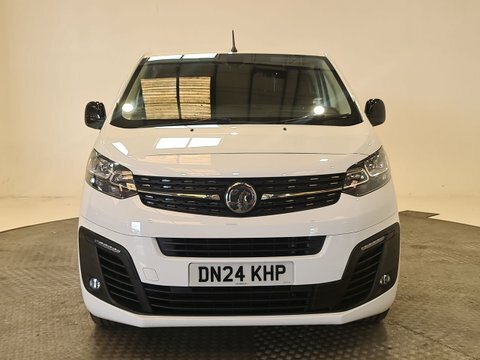 Vauxhall Vivaro 1.5 Turbo D DN24KHP  #2