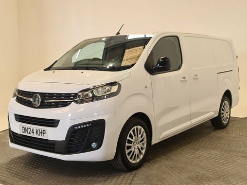Vauxhall Vivaro 1.5 Turbo D DN24KHP  #3