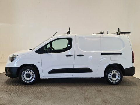 Vauxhall Combo 1.5 Turbo D YP71NEF #4