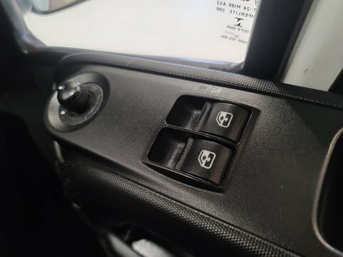   900 Euro 5  #23