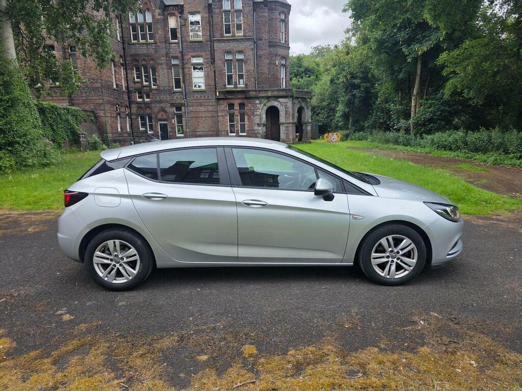 Vauxhall Astra 1.6 Cdti Ecotec Blueinjection Tech Line Nav Euro 6 DX18XLZ Silver #4